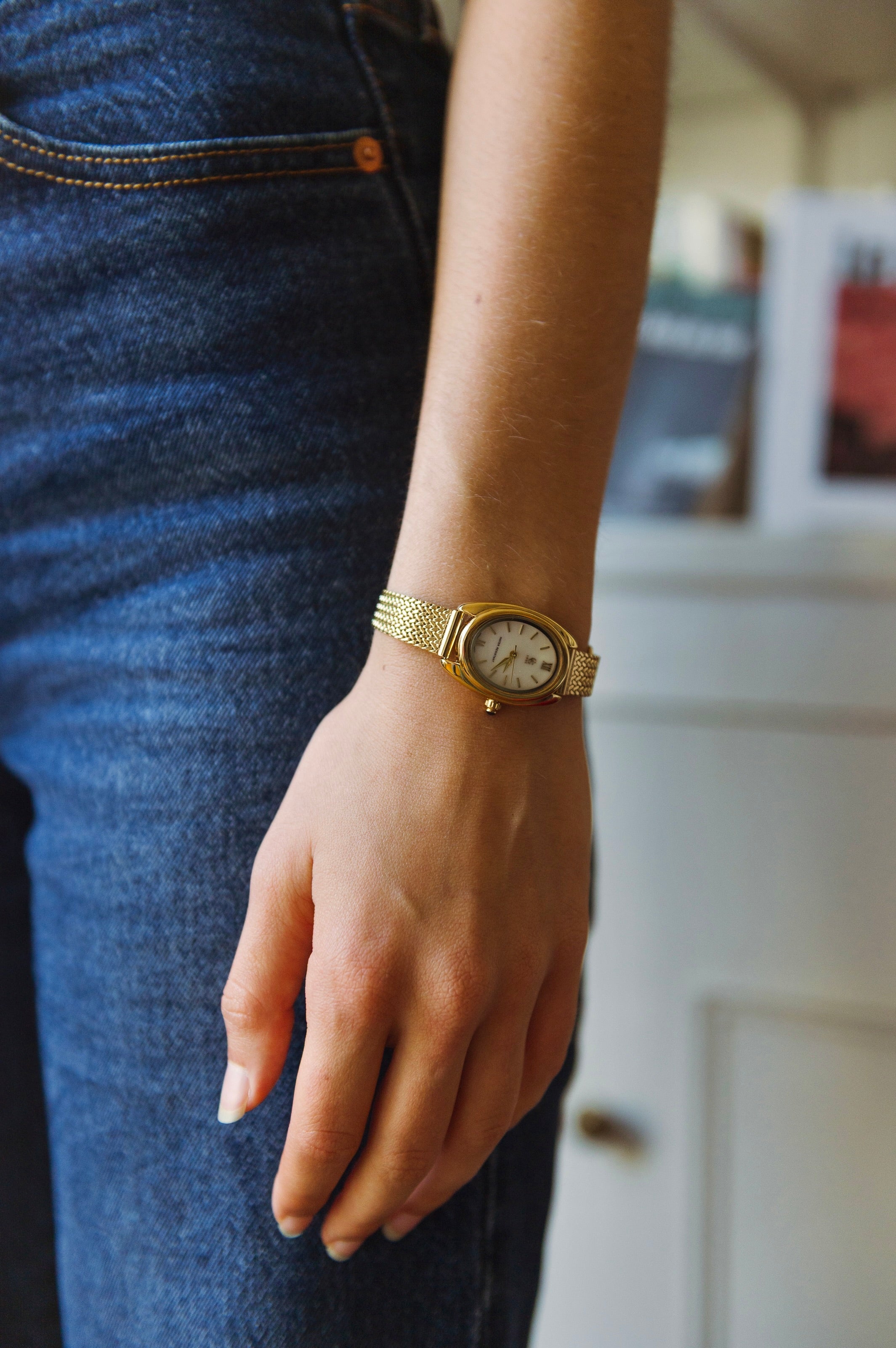 GG Luxe Watch Léontine Montre Ovale Dorée • Boutique Officielle GG Luxe